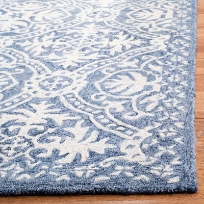Micro-Loop MLP606 Hand Tufted Area Rug - Safavieh 1 Micro-Loop MLP606 Hand Tufted Area Rug - Safavieh