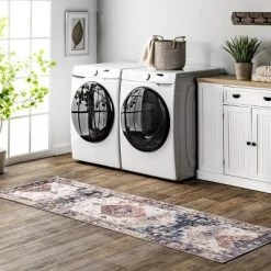 NuLOOM Eliza Machine Washable Traditional Medallion Area Rug