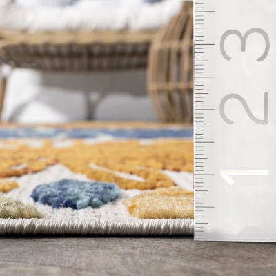 NuLOOM Monique Floral Indoor/Outdoor Area Rug 2 NuLOOM Monique Floral Indoor/Outdoor Area Rug - Image 2