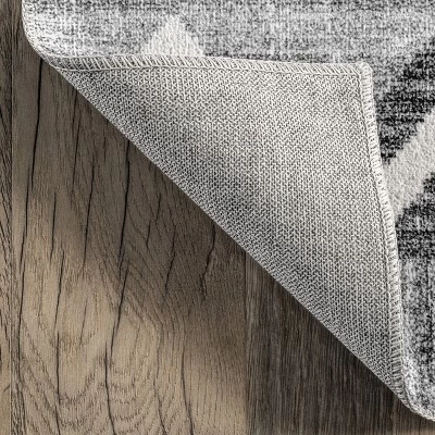 NuLOOM Arie Diamond Machine Washable Area Rug 6 NuLOOM Arie Diamond Machine Washable Area Rug - Image 6