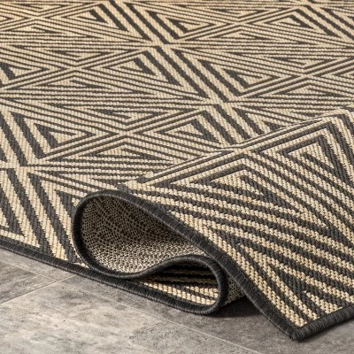 NuLOOM Harvey Abstract Trellis Indoor And Outdoor Area Rug 3 NuLOOM Harvey Abstract Trellis Indoor And Outdoor Area Rug - Image 3