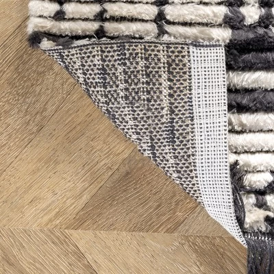 NuLOOM Tessa Soft Shag Fringe Area Rug 6 NuLOOM Tessa Soft Shag Fringe Area Rug - Image 6