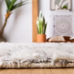 Manhattan MAN469 Hand Knotted Area Rug - Safavieh -Rug Sales Store GUEST 92850d94 f9ff 48b1 b3dd f375940824ca