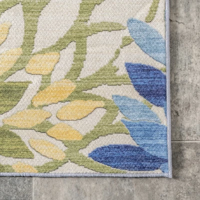 NuLOOM Rosana Floral Machine Washable Indoor/Outdoor Area Rug 4 NuLOOM Rosana Floral Machine Washable Indoor/Outdoor Area Rug - Image 4