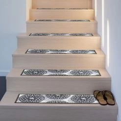 World Rug Gallery Modern Floral Circles Non-Slip Stair Treads