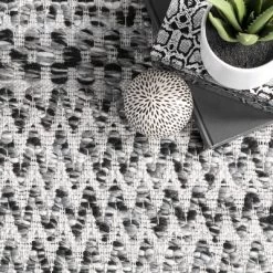 NuLOOM Natosha Indoor/Outdoor Chevron Striped Area Rug 24 NuLOOM Natosha Indoor/Outdoor Chevron Striped Area Rug -Rug Sales Store GUEST c7d56763 a5e2 4385 b8f8 4debc0a323eb