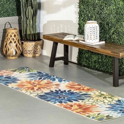 NuLOOM Rosana Floral Machine Washable Indoor/Outdoor Area Rug 1 NuLOOM Rosana Floral Machine Washable Indoor/Outdoor Area Rug